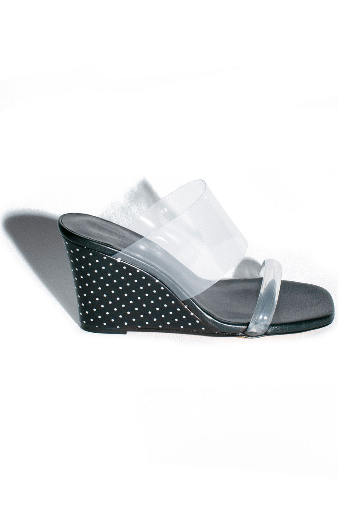 靴 MARYAM NASSIR ZADEH OLYMPIA WEDGE Maryam Nassir Zadeh - Sella Patent Olympia Wedge – BONA DRAG