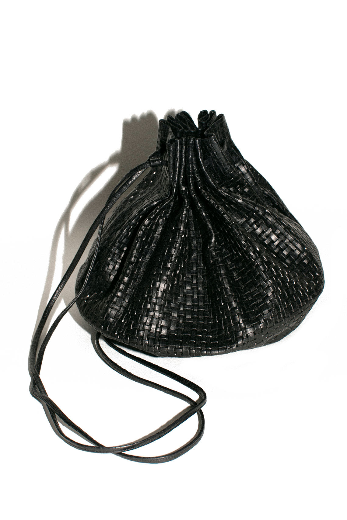 Modern Weaving - Black Woven Balloon Bag – BONA DRAG