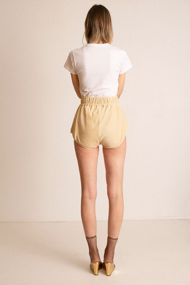 BASERANGE ベースレンジ LIMBER SHORTS AU24 M Baserange - Beige Pose Shorts – BONA DRAG