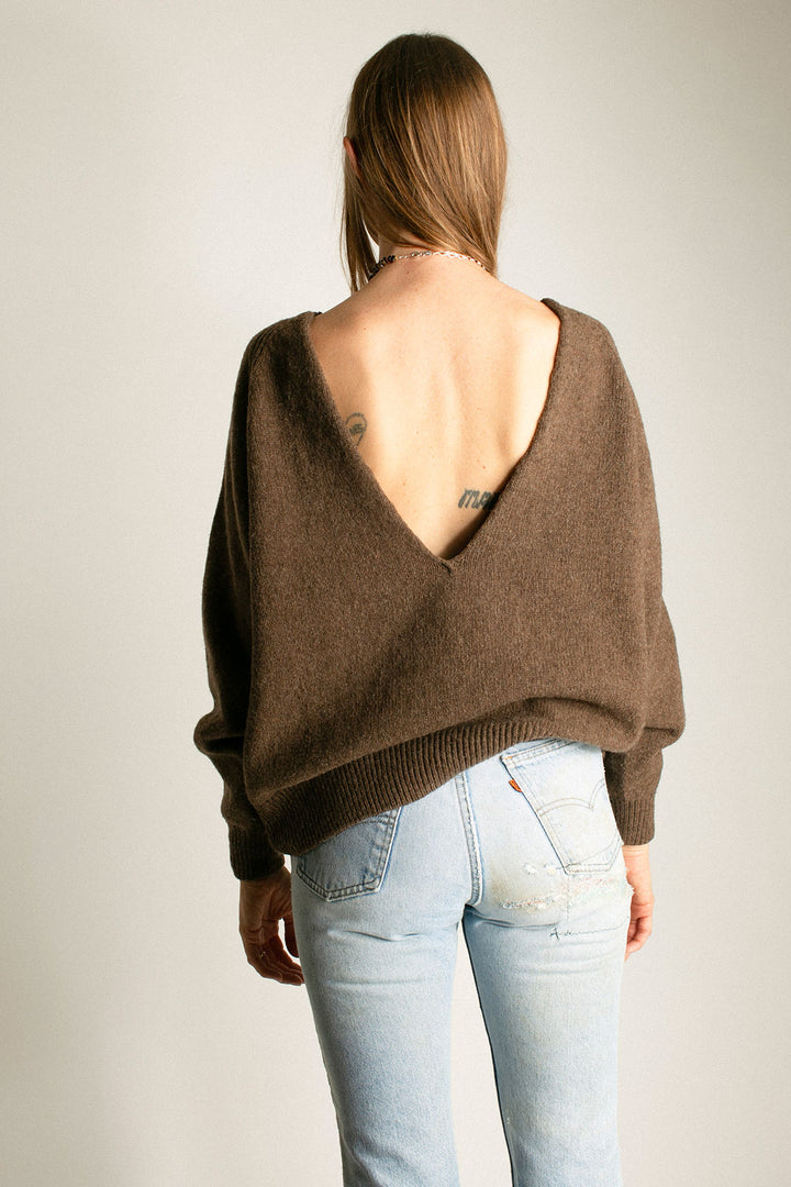 Baserange - Burel Brown Soar V Neck – BONA DRAG Baserange - Burel Brown Soar V Neck – BONA DRAG