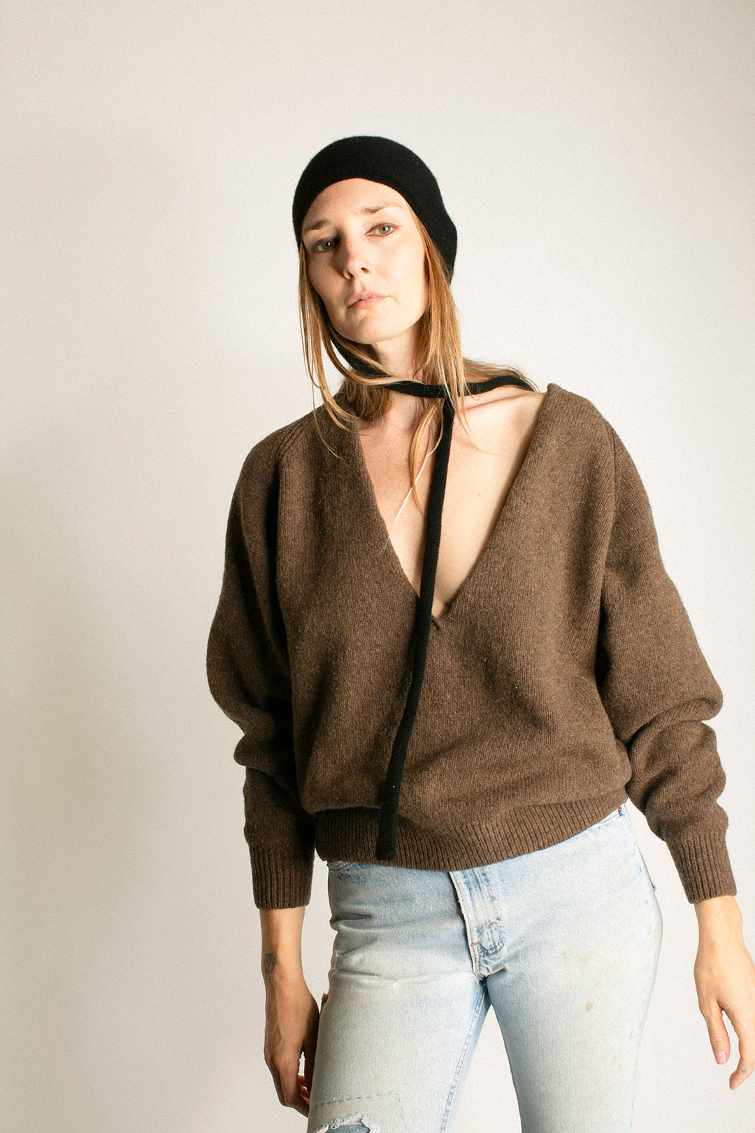 Baserange - Burel Brown Soar V Neck – BONA DRAG
