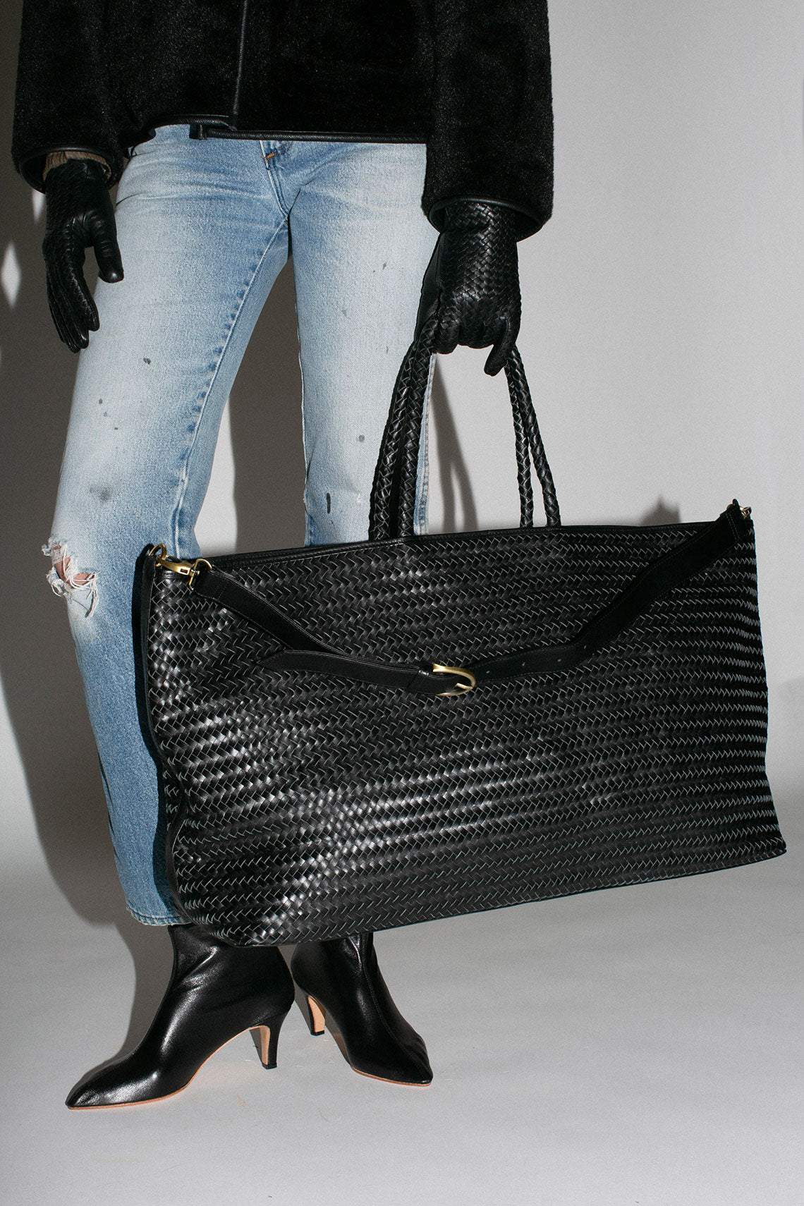 Black Woven Le Traveler