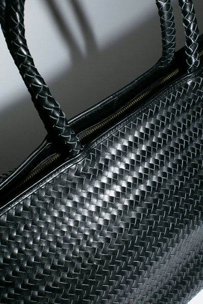 Black Woven Le Traveler
