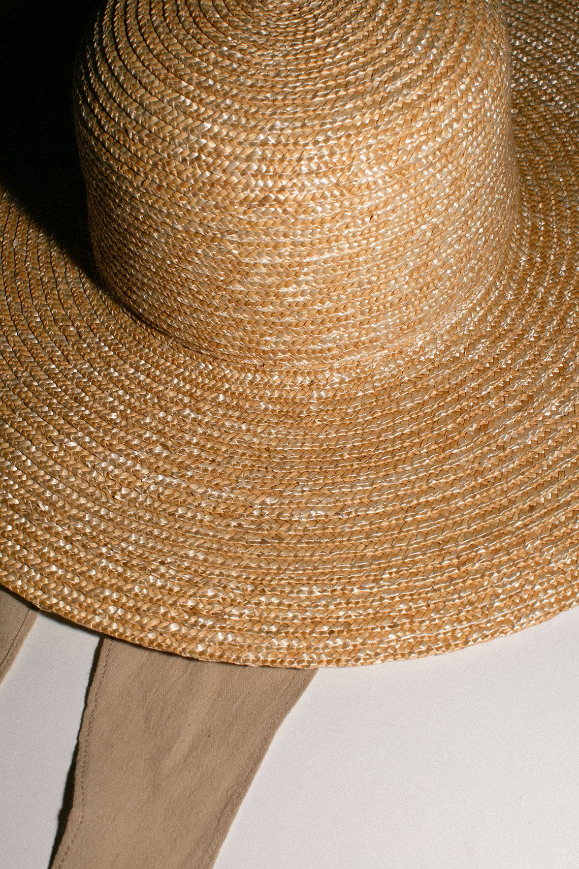 Wide Brim Flat Top Hat w. Shade