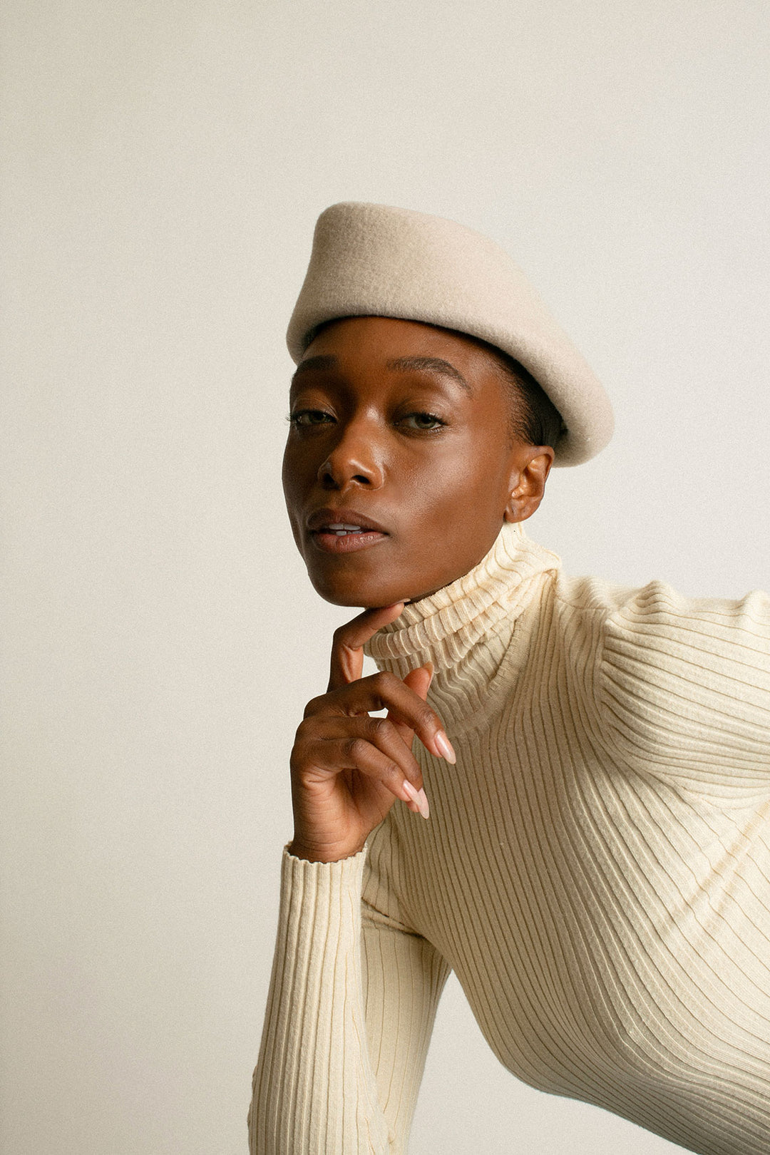 Clyde - Alabaster Sazy Beret – BONA DRAG