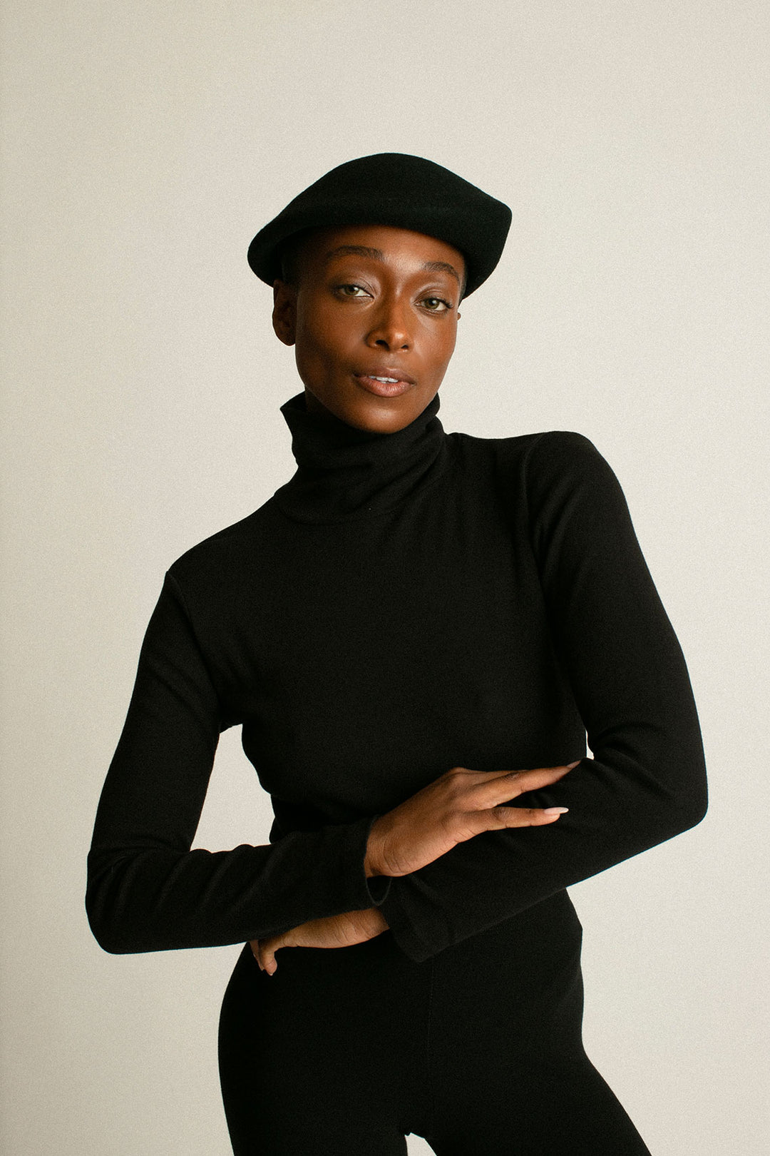 Clyde - Black Sazy Beret – BONA DRAG
