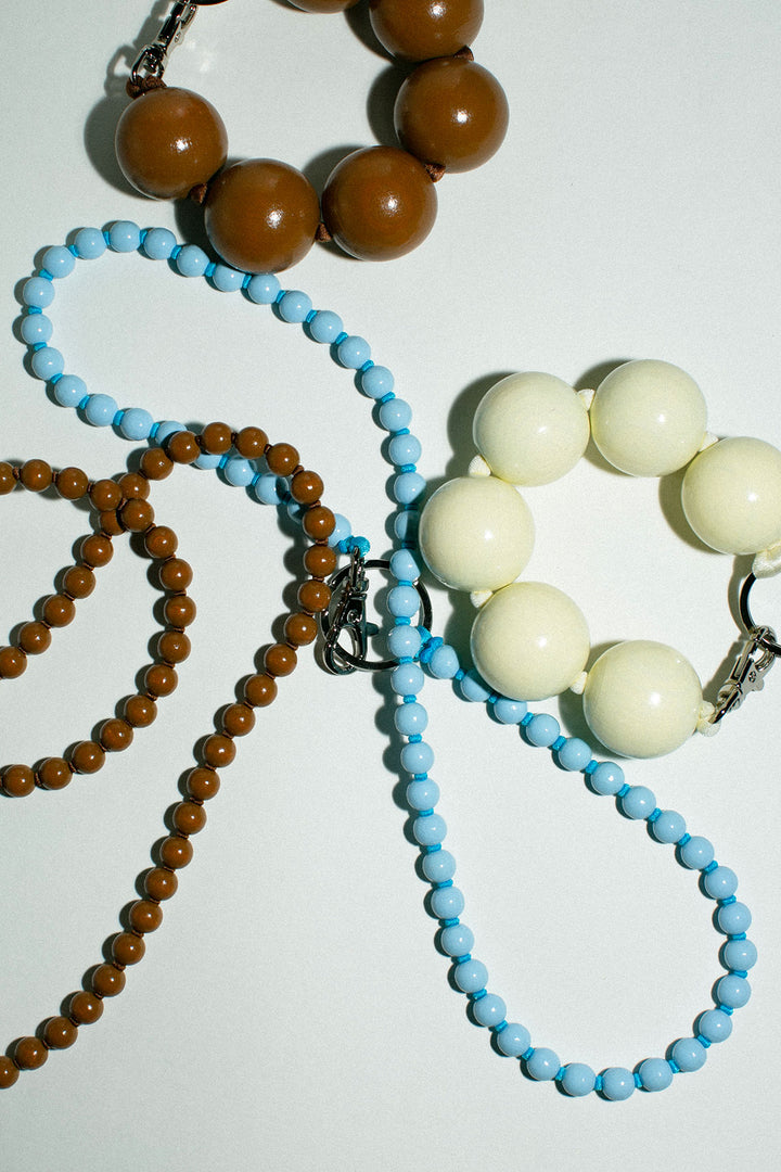 Ina Seifart - Pastel Blue & Turquoise Perlen Long Keyholder – BONA