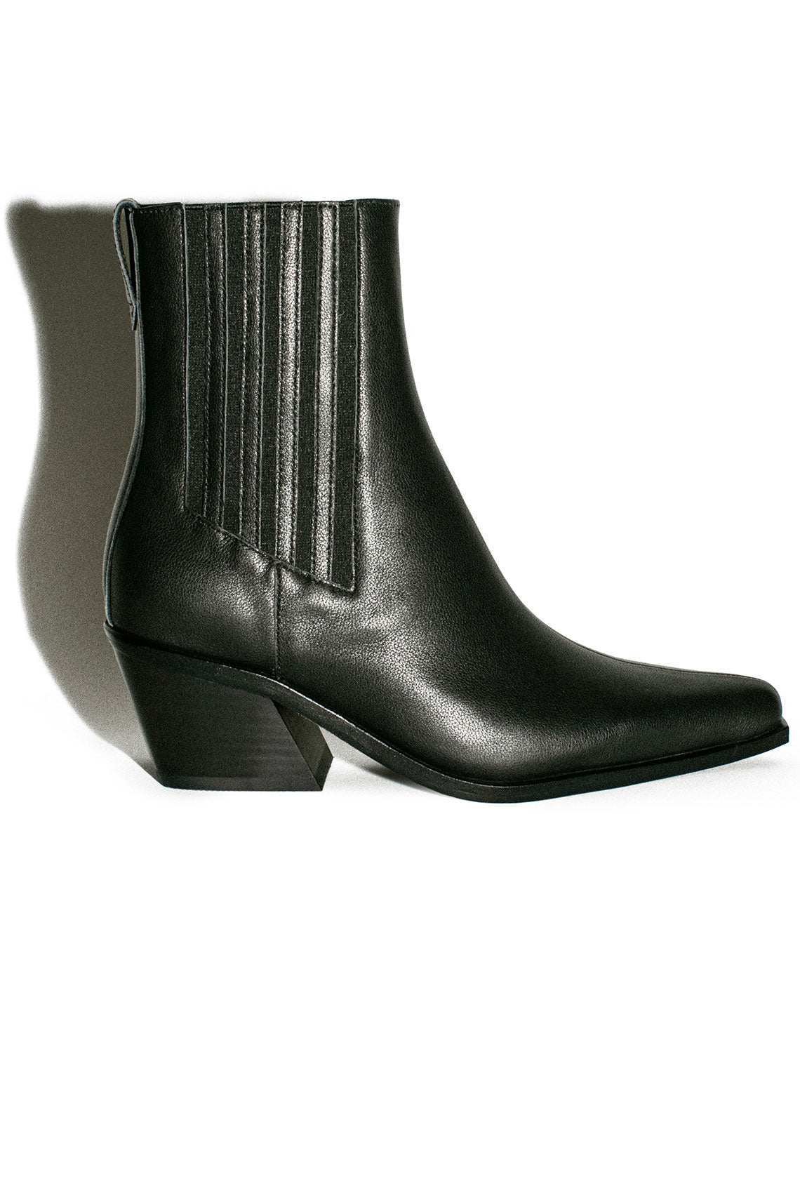 Black Hillary Boot