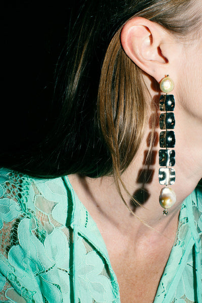 Shield Moon Cerebral Earring