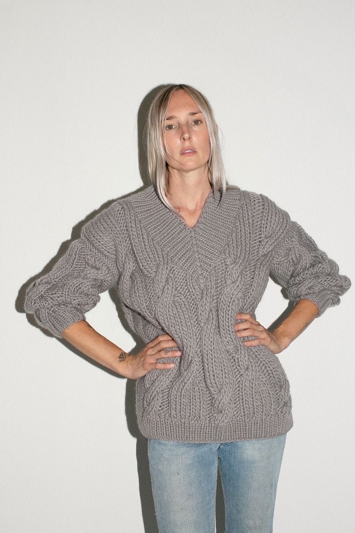 Kotika - Grey Onion V Neck Sweater – BONA DRAG
