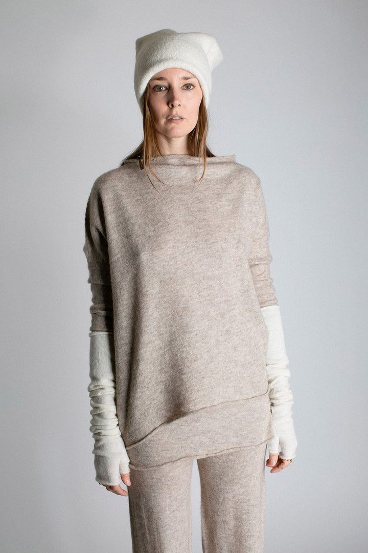 値下げ新品未使用LAURENMANOOGIAN ROBEKNIT laurenmanoogianfrayturtleneck-