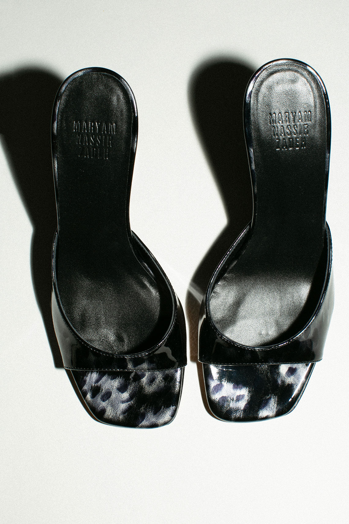 Patent Obsidian Lido Wedge