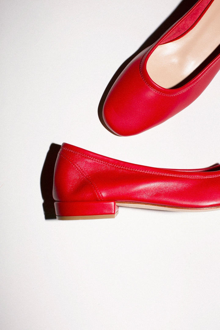 Maryam Nassir Zadeh - Rouge Serafina Flat – BONA DRAG