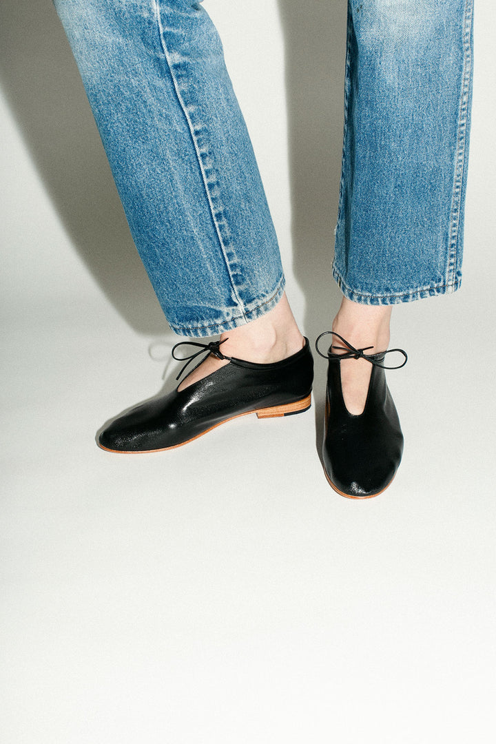 Martiniano Black Bootie – BONA DRAG