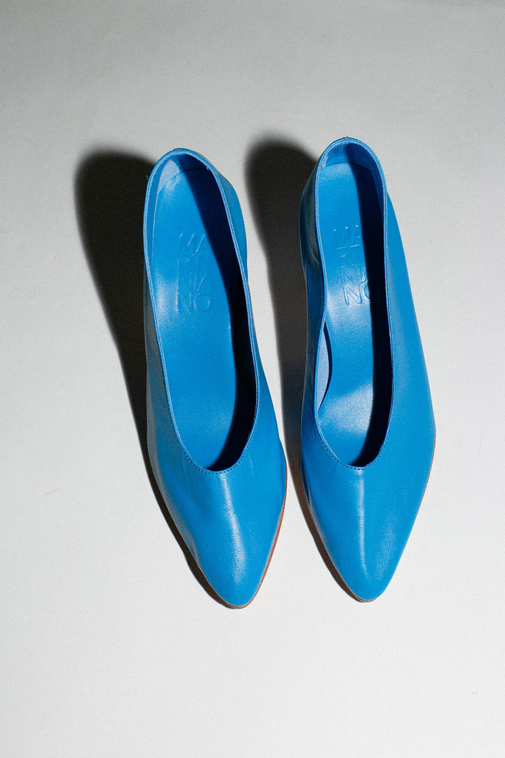 MARTINIANOブルー スリッポンパンプス 39 Martiniano - Olympic Blue Party – BONA DRAG