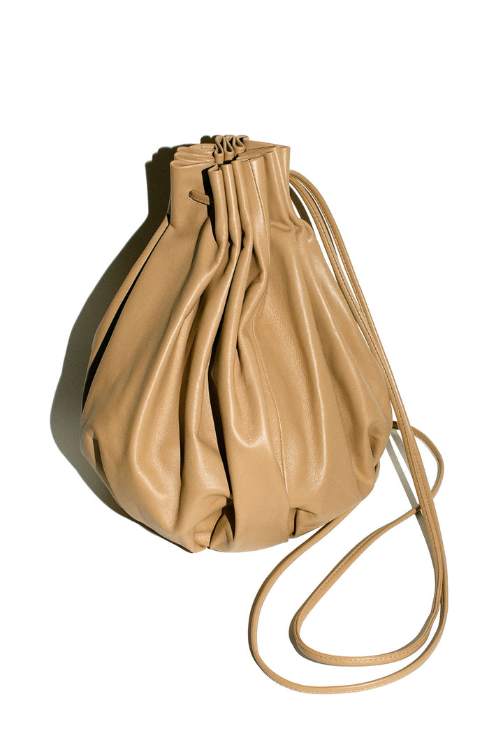 ModernWeavingCamelBalloonBag_1