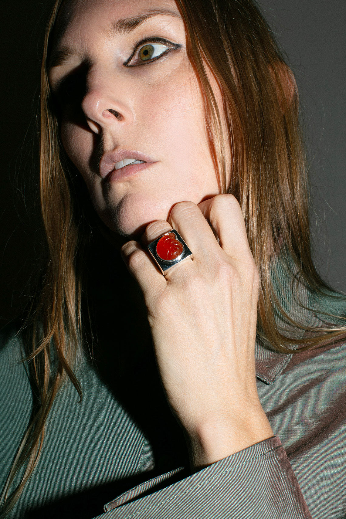Nomia- Red Onyx Carved Shell Ring – BONA DRAG