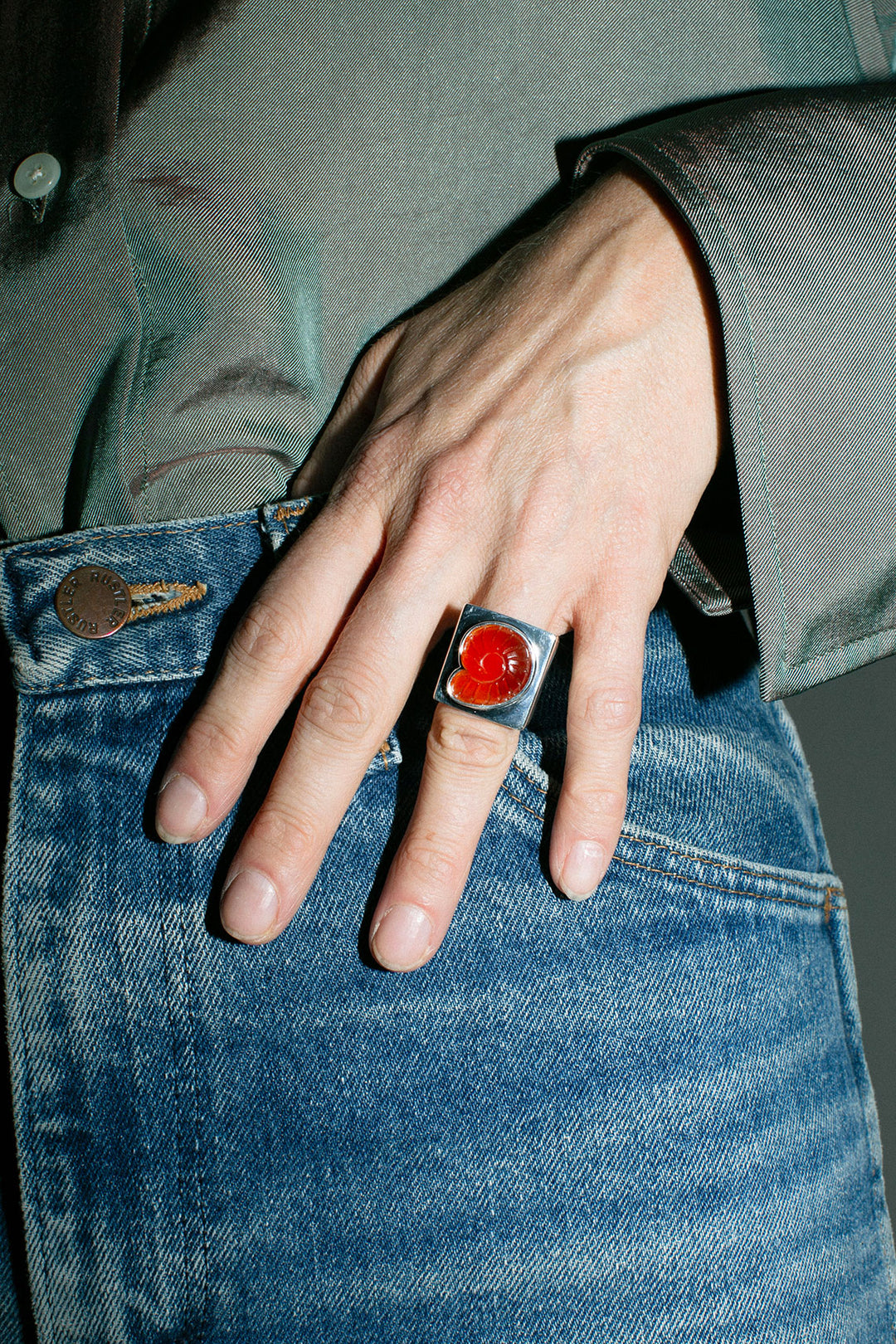 Nomia- Red Onyx Carved Shell Ring – BONA DRAG