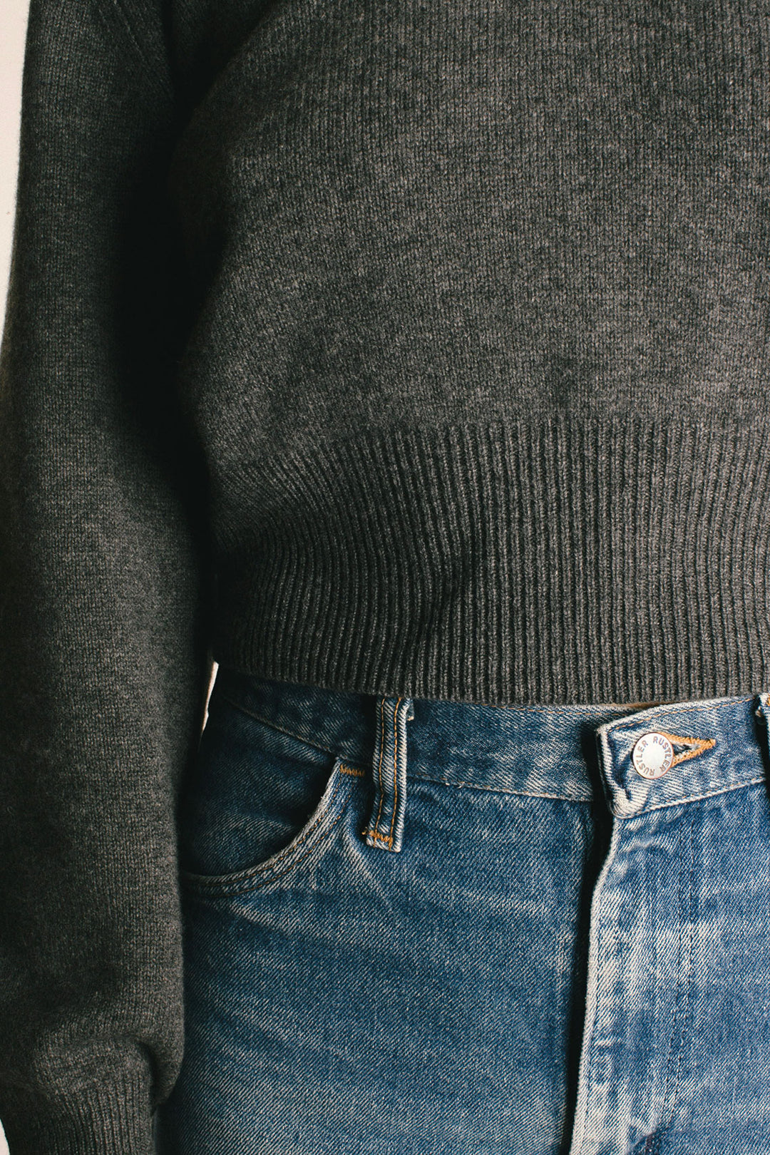 Paris Georgia - Charcoal Dolly Sweater – BONA DRAG