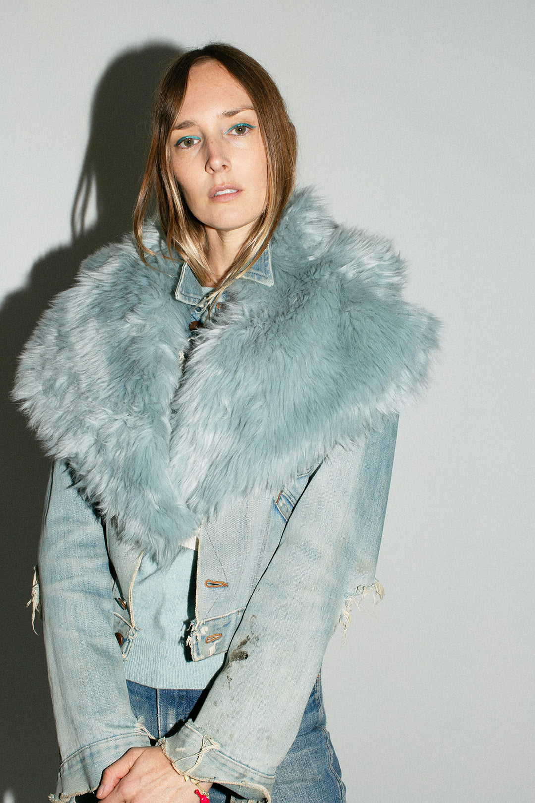 Rodebjer - Cloud Grey Hyper Faux Fur Sash – BONA DRAG