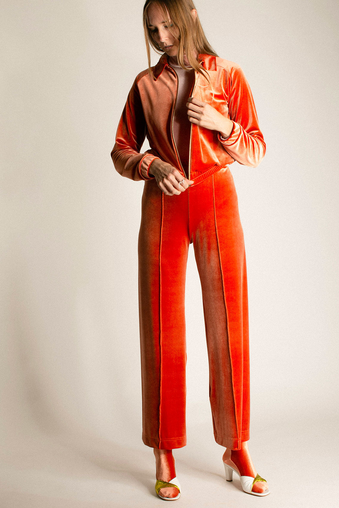 Amber Topstitch Velvet Pant
