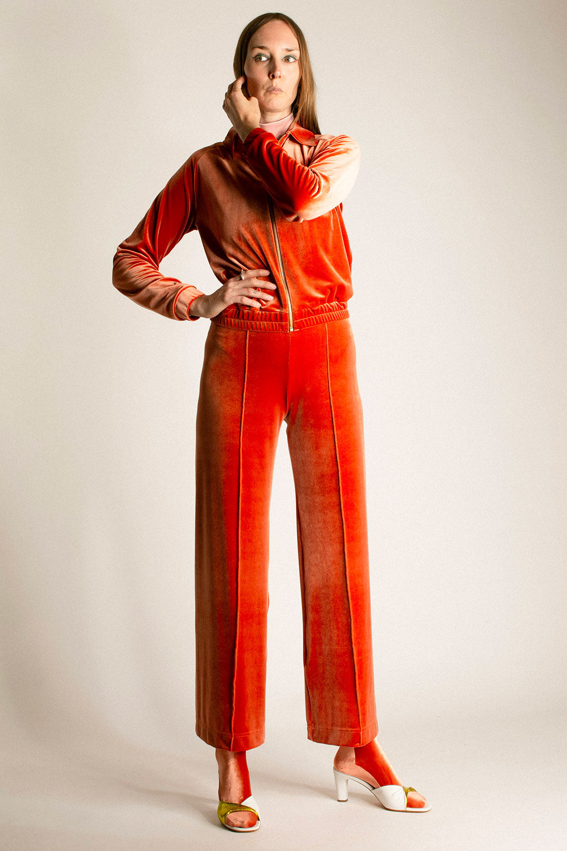 Amber Topstitch Velvet Pant