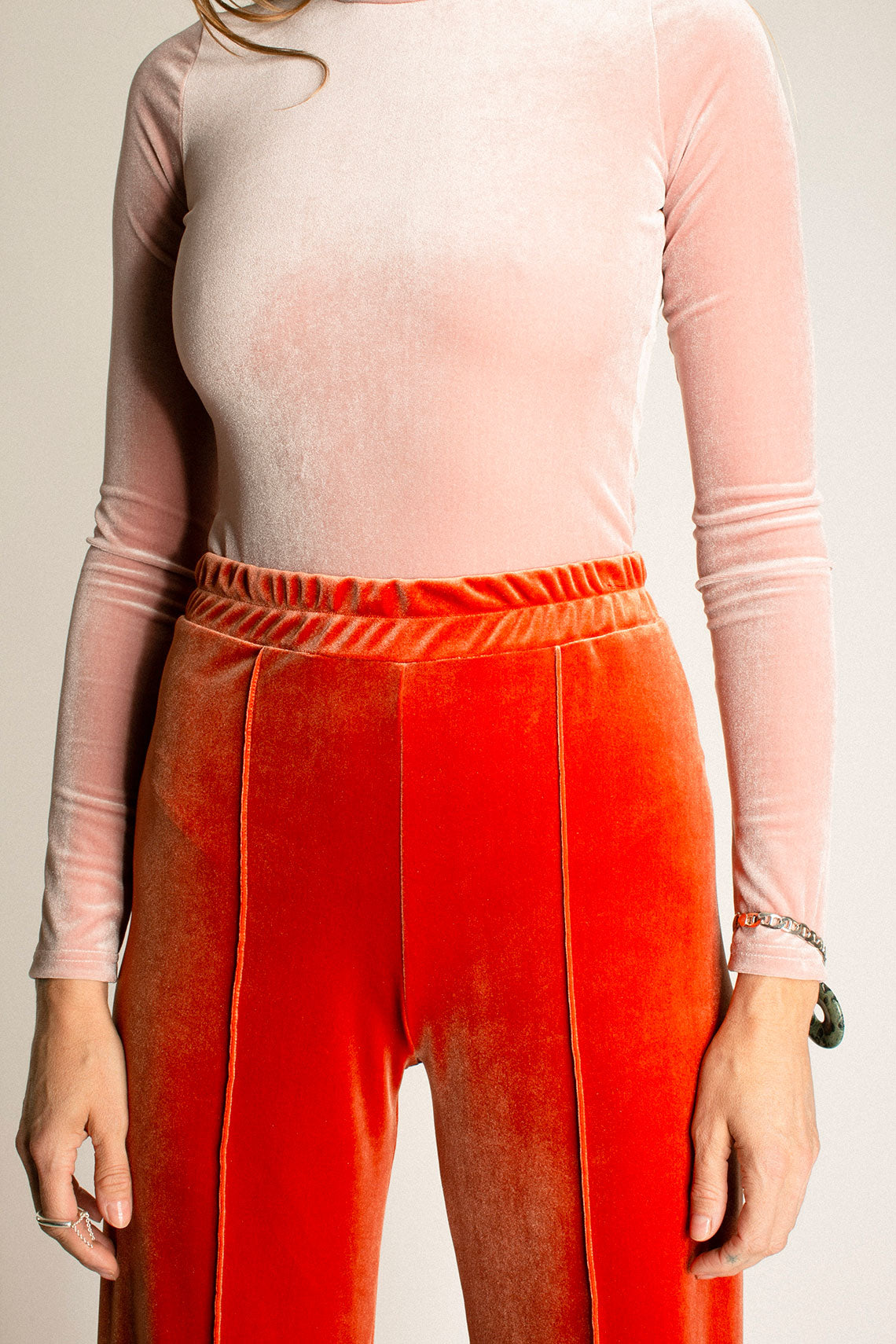 Amber Topstitch Velvet Pant