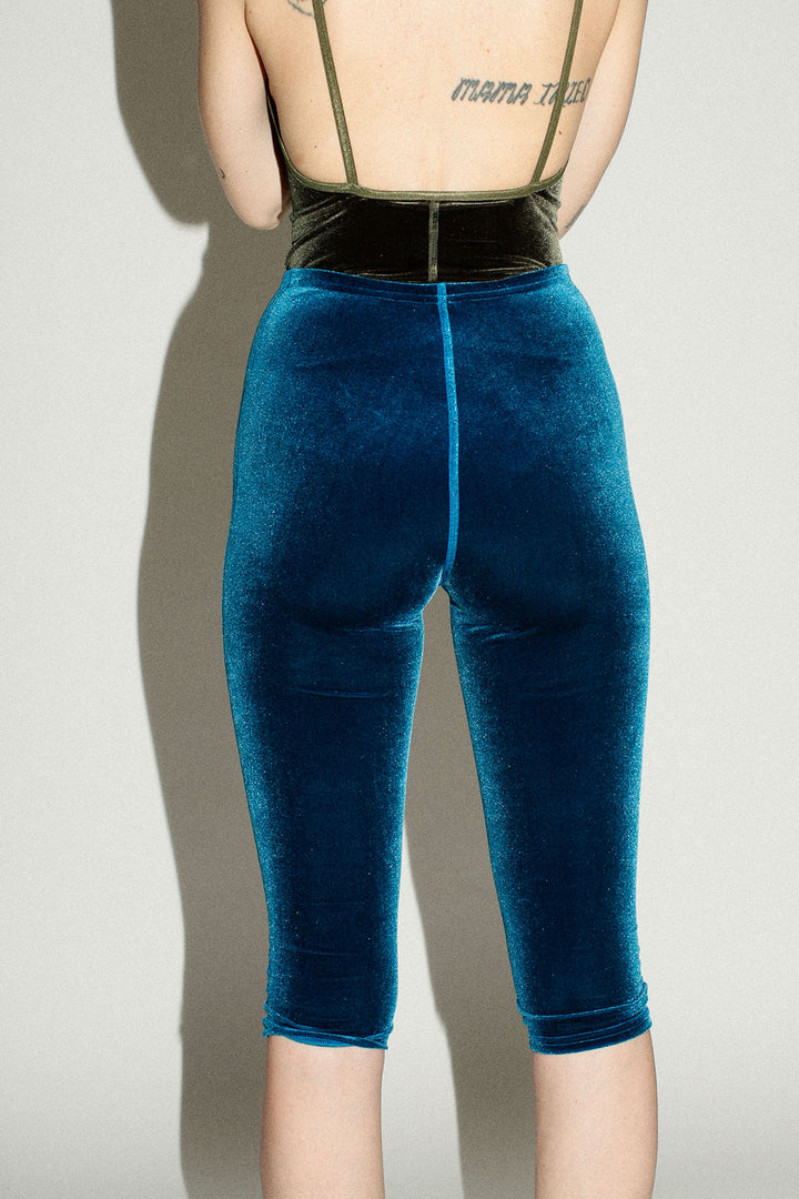 Simone Wild - Aqua Velvet Long Short – BONA DRAG