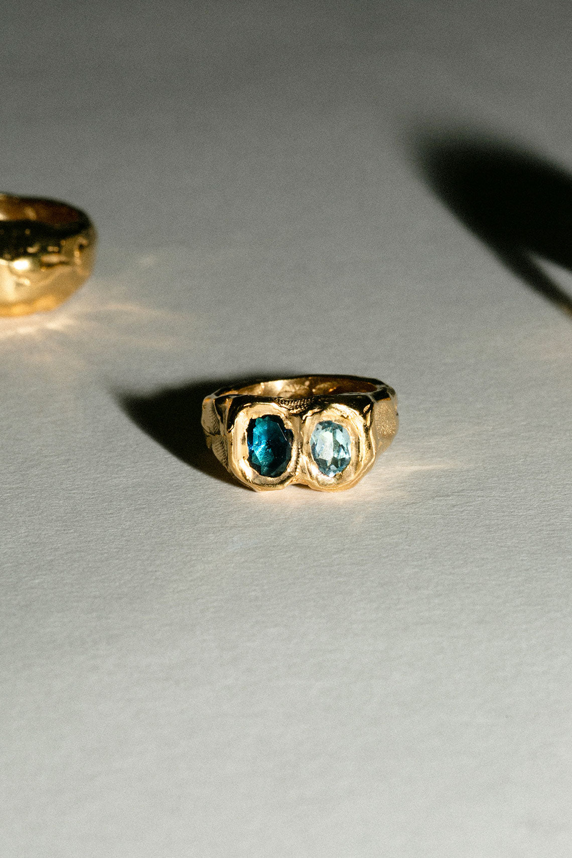 Gold Chunky Blue Topaz Buzo