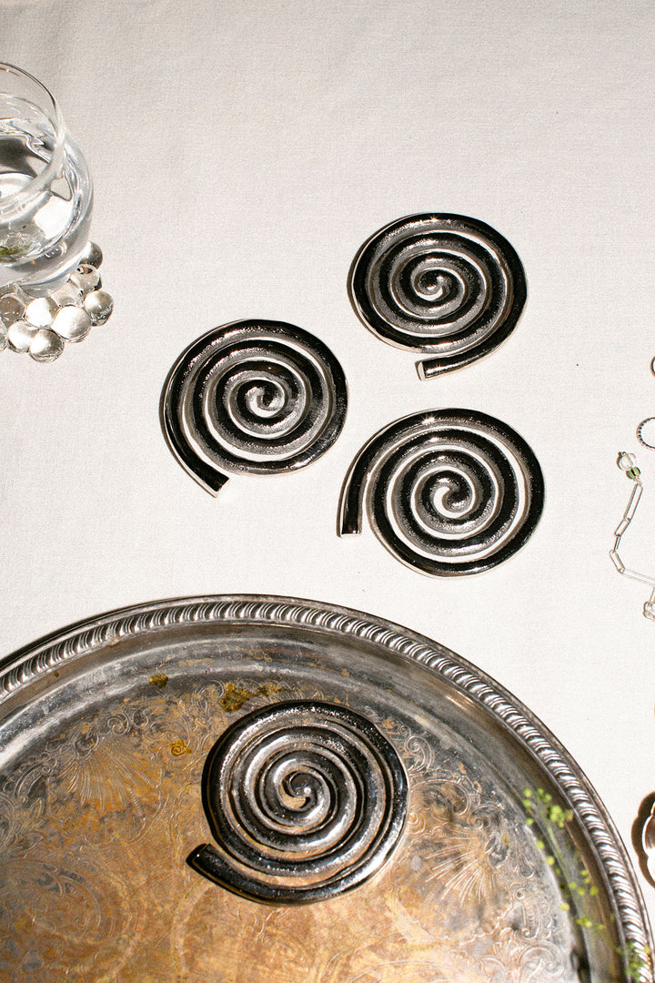 Sophie Lou Jacobsen - Trumpet Aperitif – BONA DRAG