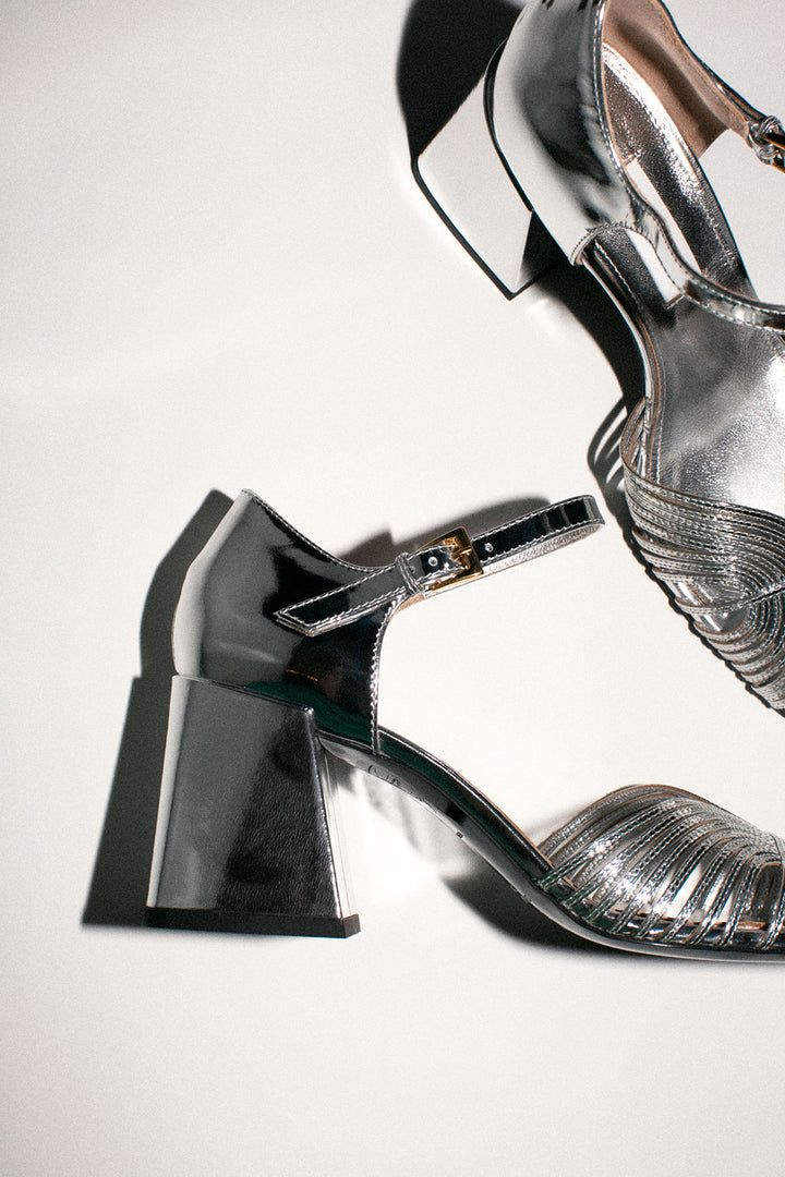 SALE 20% OFF - Suzanne Rae - 70's Silver High Heel – BONA DRAG