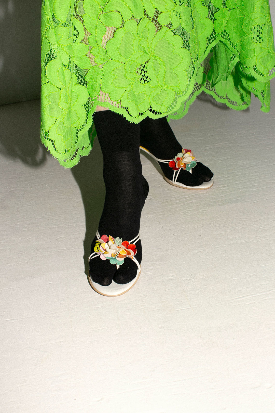 Vintage - Vintage Bonjour Floral Sandals – BONA DRAG