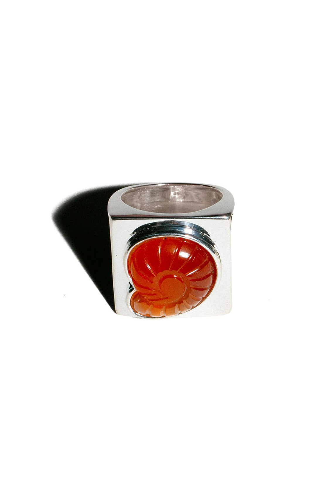 Nomia- Red Onyx Carved Shell Ring – BONA DRAG