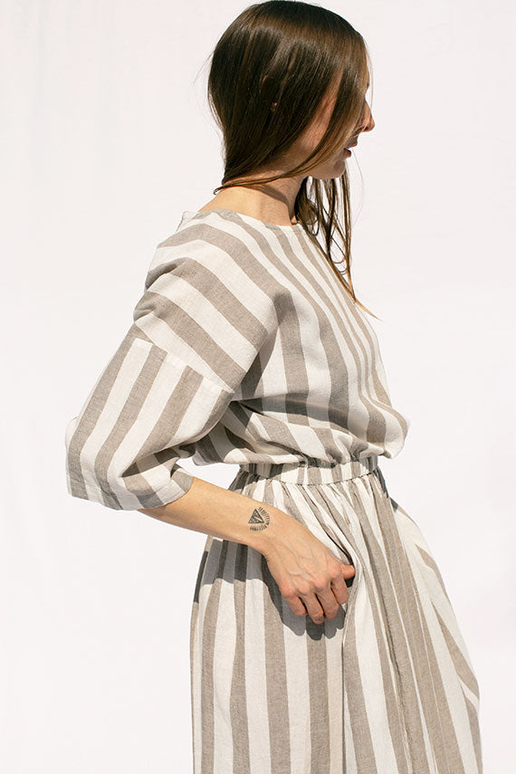 black crane pleated dress BLACK CRANE NEW PLEATED MIDI MAXI DRESS OLIVE GREEN COTTON POPLIN S
