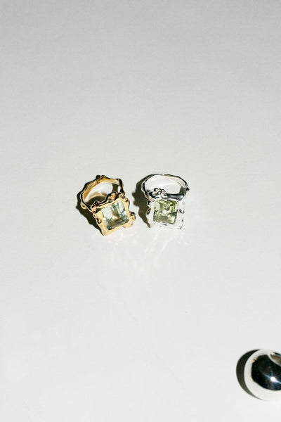 Silver Cornice Ring with Green Amethyst