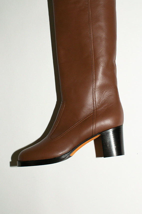 Maryam Nassir Zadeh brown leather boots