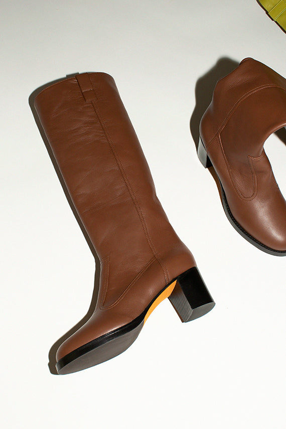 Kneww high leather boot by Maryam Nassir Zadeh