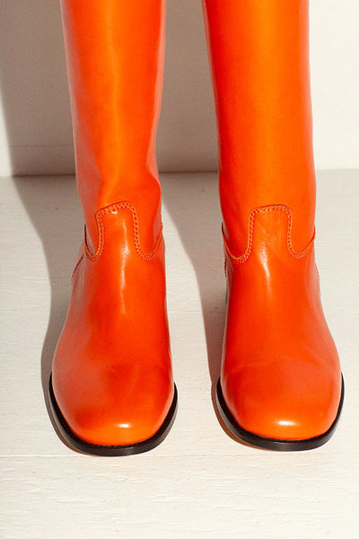 rounded toe MNZ boots in orange leather with western details