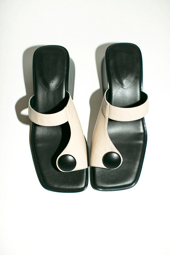 未使用 Paloma wool MOON トングサンダル 36 23cm SALE 30% OFF - Paloma Wool - Moon Sandal – BONA DRAG