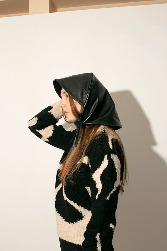 SALE 20% OFF - Paloma Wool - Black Flower Hana Sweater – BONA DRAG