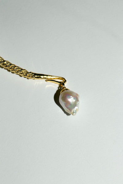Baroque Pearl Droplet Collar